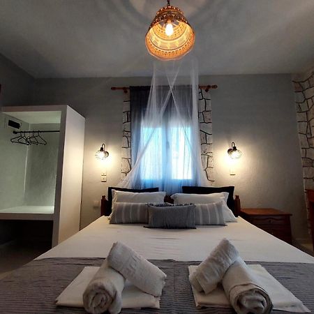 Georgia Apartments Stafylos Extérieur photo