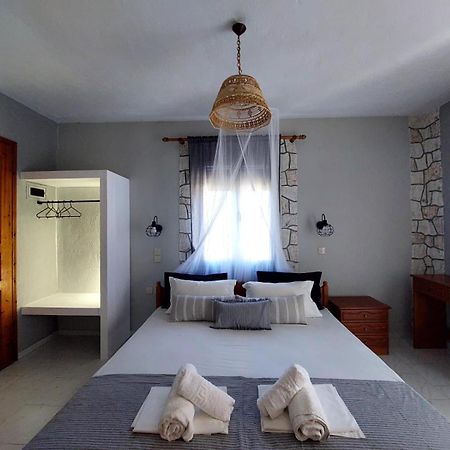 Georgia Apartments Stafylos Extérieur photo