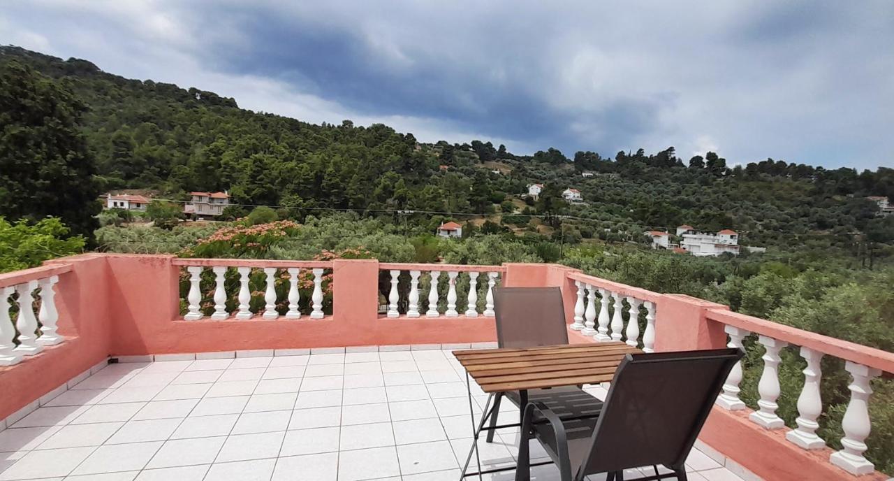Georgia Apartments Stafylos Extérieur photo