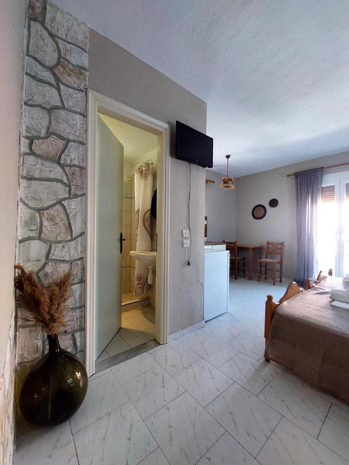 Georgia Apartments Stafylos Chambre photo