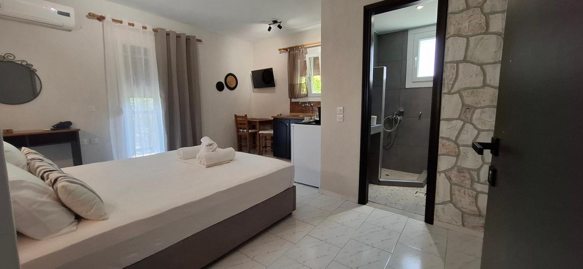 Georgia Apartments Stafylos Extérieur photo
